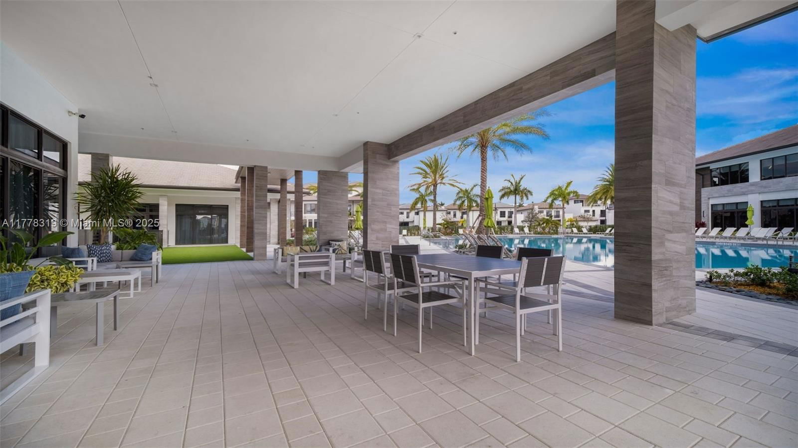 Real estate property located at 4740 84th Ct #32, Miami-dade, Urbana At The Residences, Doral, FL