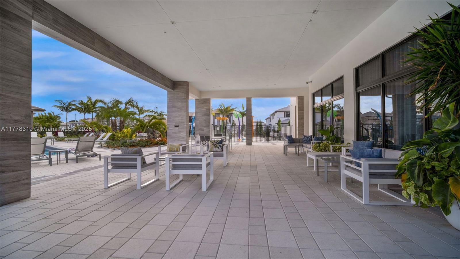 Real estate property located at 4740 84th Ct #32, Miami-dade, Urbana At The Residences, Doral, FL