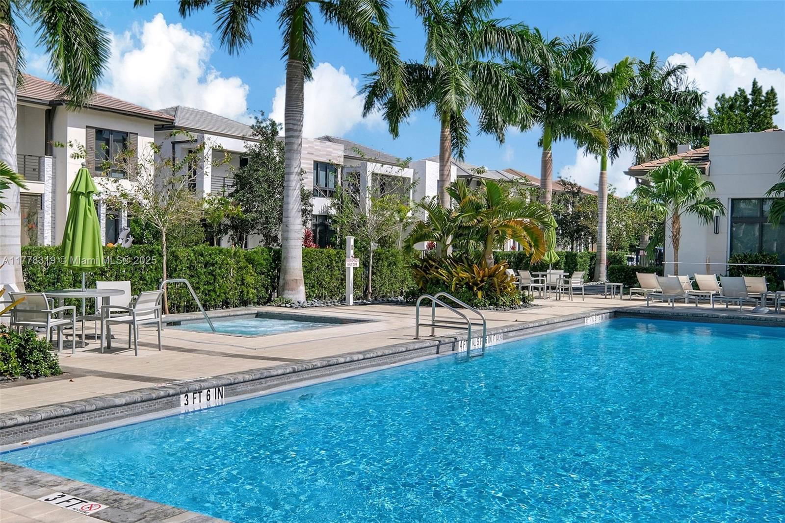 Real estate property located at 4740 84th Ct #32, Miami-dade, Urbana At The Residences, Doral, FL