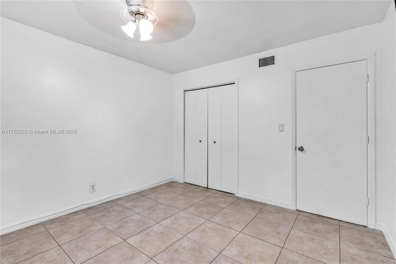 Real estate property located at 2175 56th St #107, Broward, Doria Condo, Fort Lauderdale, FL