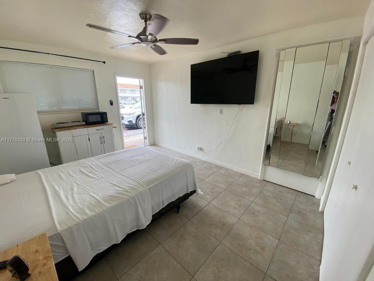Real estate property located at 2175 56th St #107, Broward, Doria Condo, Fort Lauderdale, FL