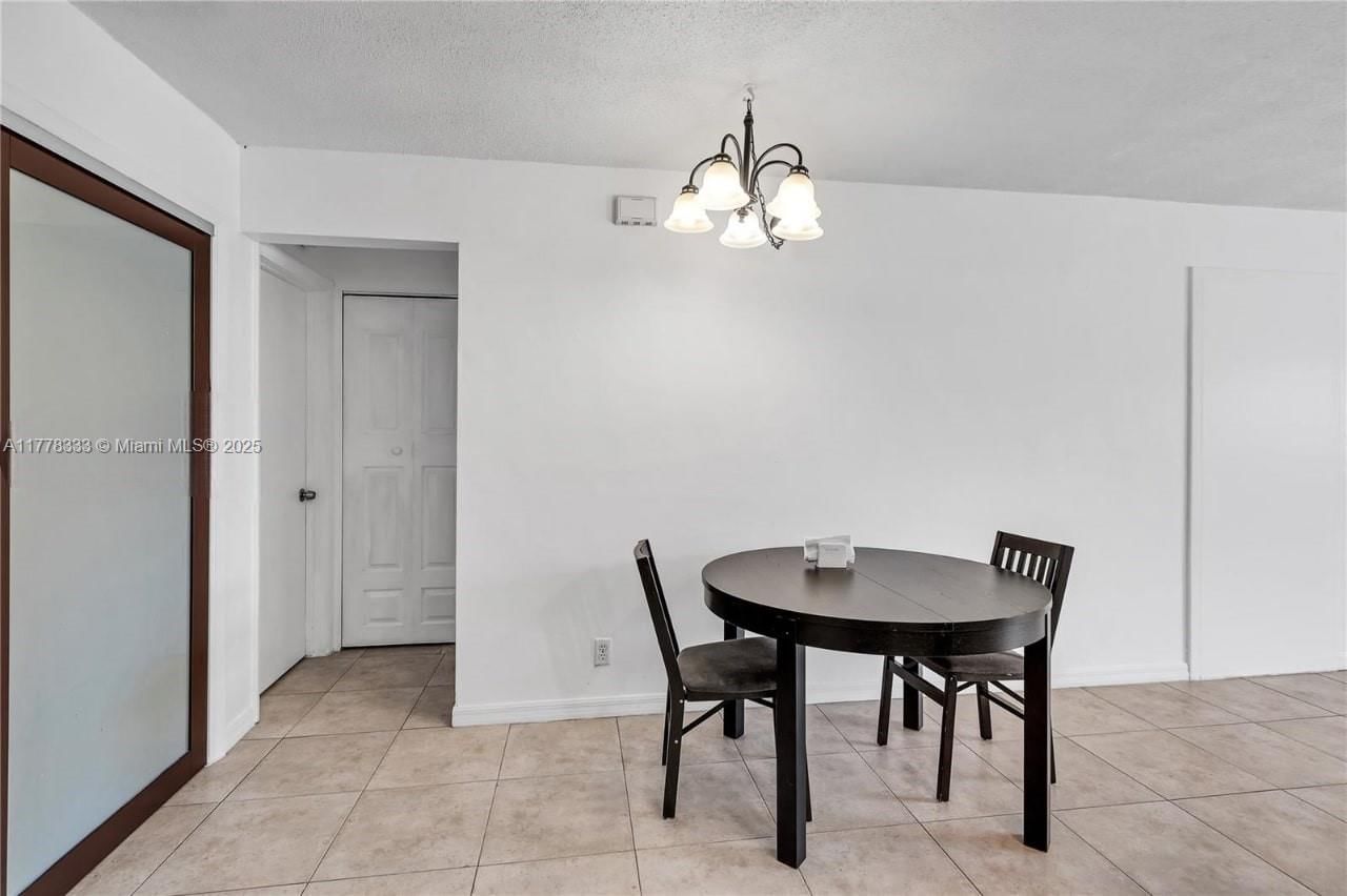 Real estate property located at 2175 56th St #107, Broward, Doria Condo, Fort Lauderdale, FL