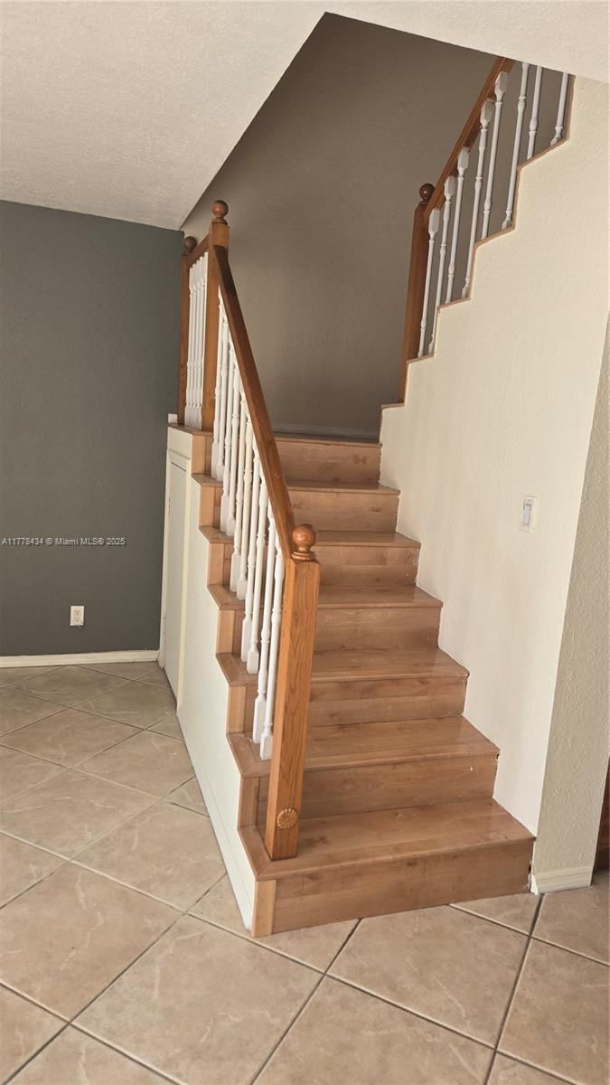 Real estate property located at 430 Commodore Dr #314, Broward, Lago West Condominium, Plantation, FL