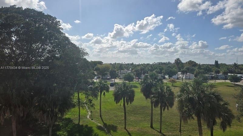 Real estate property located at 430 Commodore Dr #314, Broward, Lago West Condominium, Plantation, FL