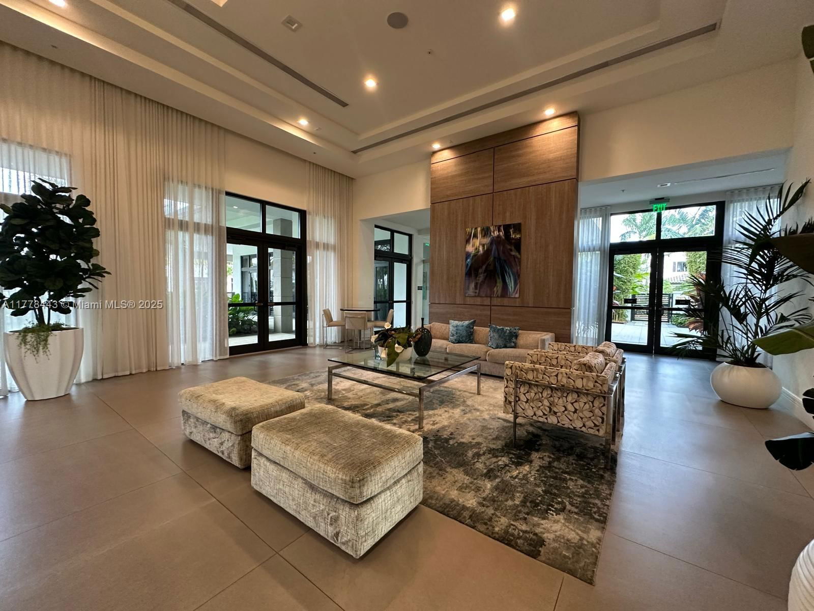 Real estate property located at 8301 41st St B-204, Miami-dade, Urbana At The Residences, Doral, FL