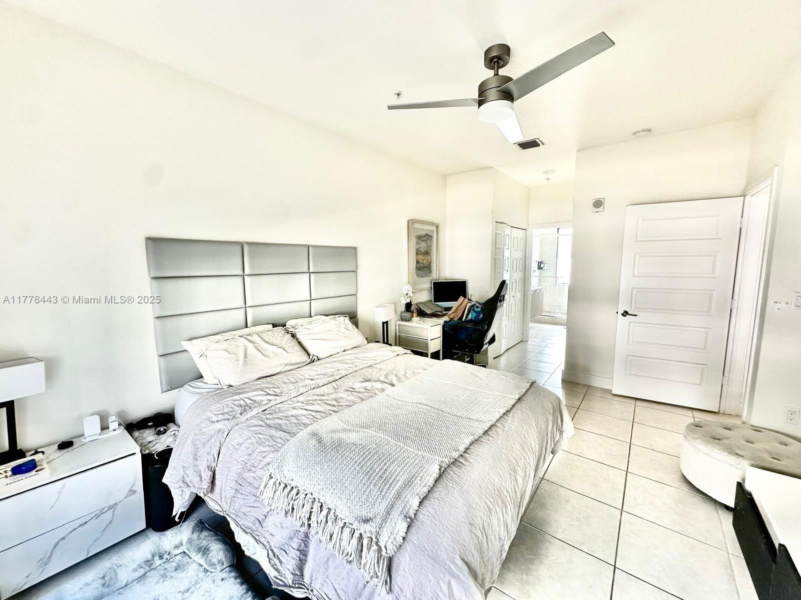 Real estate property located at 8301 41st St B-204, Miami-dade, Urbana At The Residences, Doral, FL