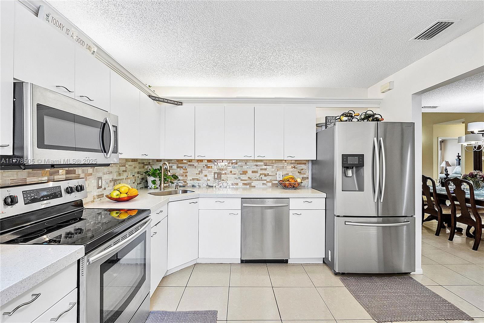 Real estate property located at 4101 Coral Tree Cir #313, Broward, Bayview Village A Condo, Coconut Creek, FL