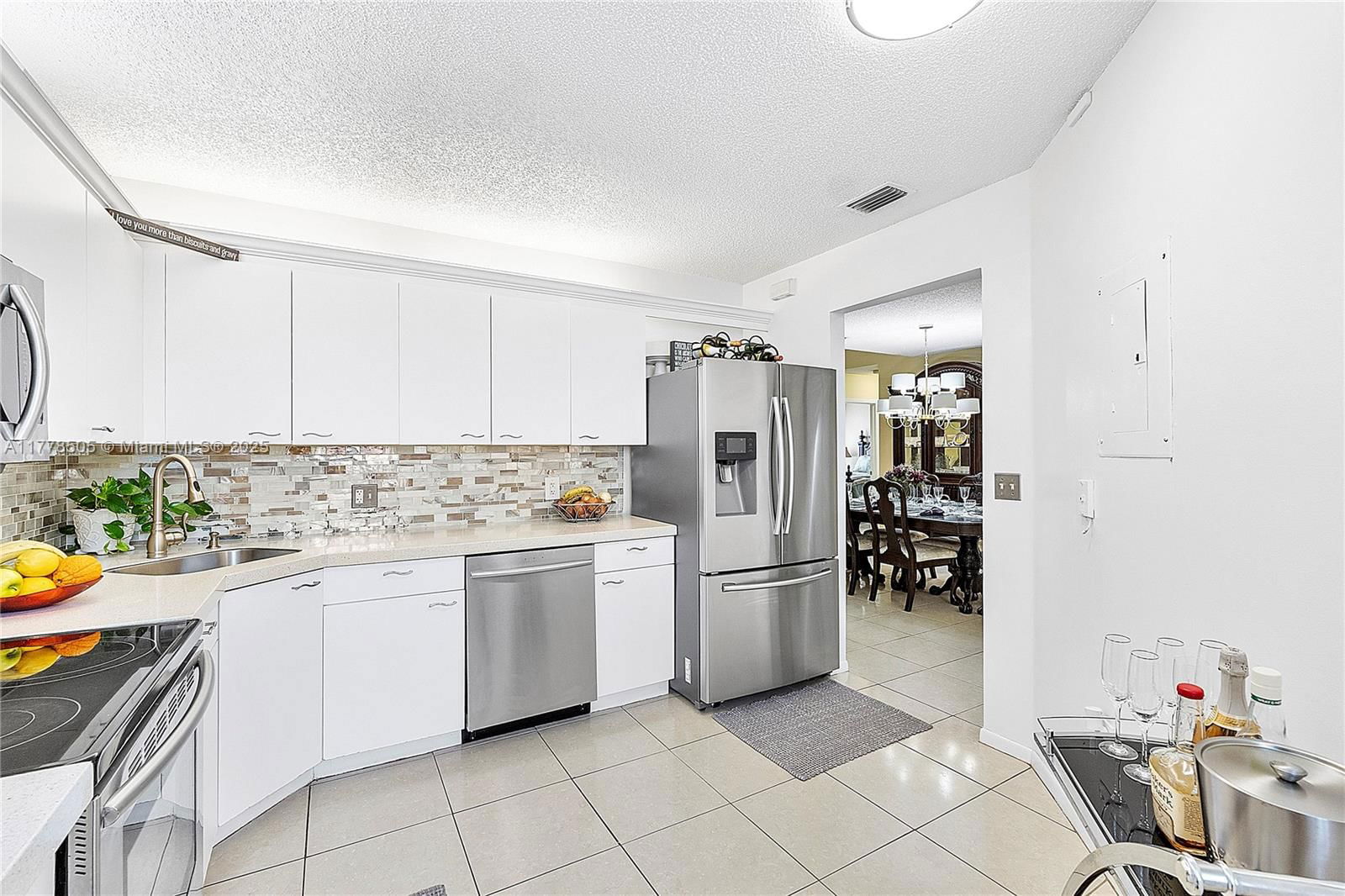 Real estate property located at 4101 Coral Tree Cir #313, Broward, Bayview Village A Condo, Coconut Creek, FL