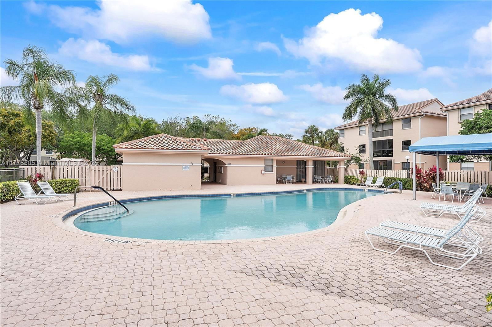 Real estate property located at 4101 Coral Tree Cir #313, Broward, Bayview Village A Condo, Coconut Creek, FL
