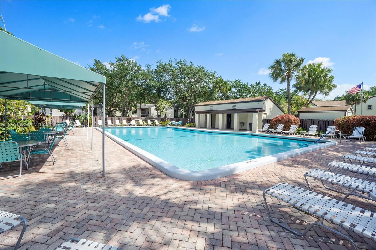 Real estate property located at 4101 Coral Tree Cir #313, Broward, Bayview Village A Condo, Coconut Creek, FL