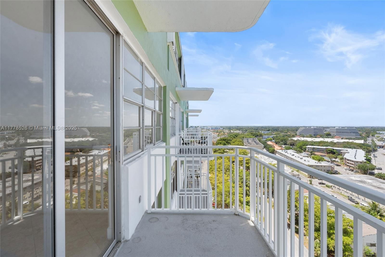 Real estate property located at 2100 Sans Souci Blvd A1509, Miami-dade, Bayview Towers Condo Sout, North Miami, FL