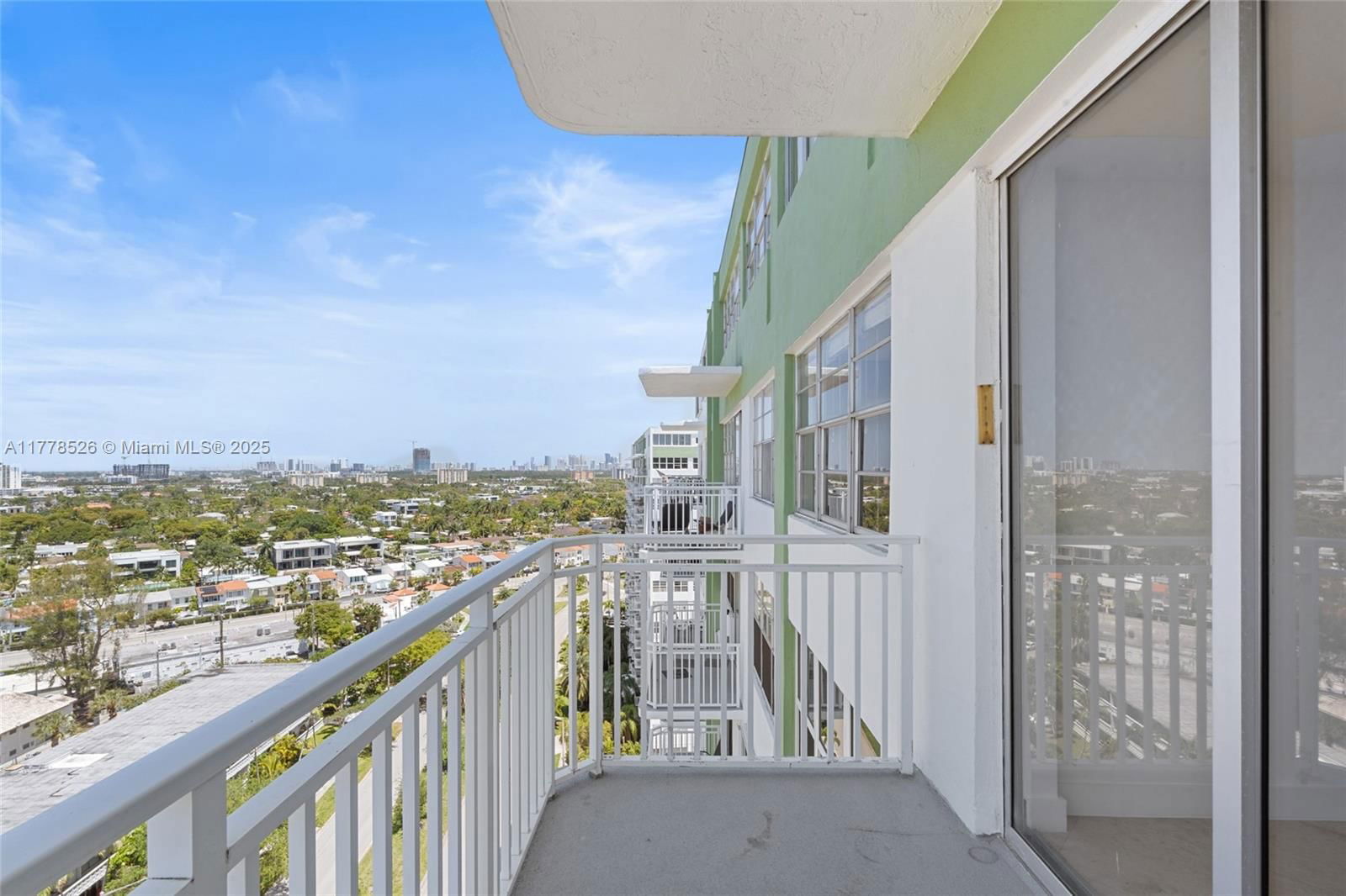 Real estate property located at 2100 Sans Souci Blvd A1509, Miami-dade, Bayview Towers Condo Sout, North Miami, FL