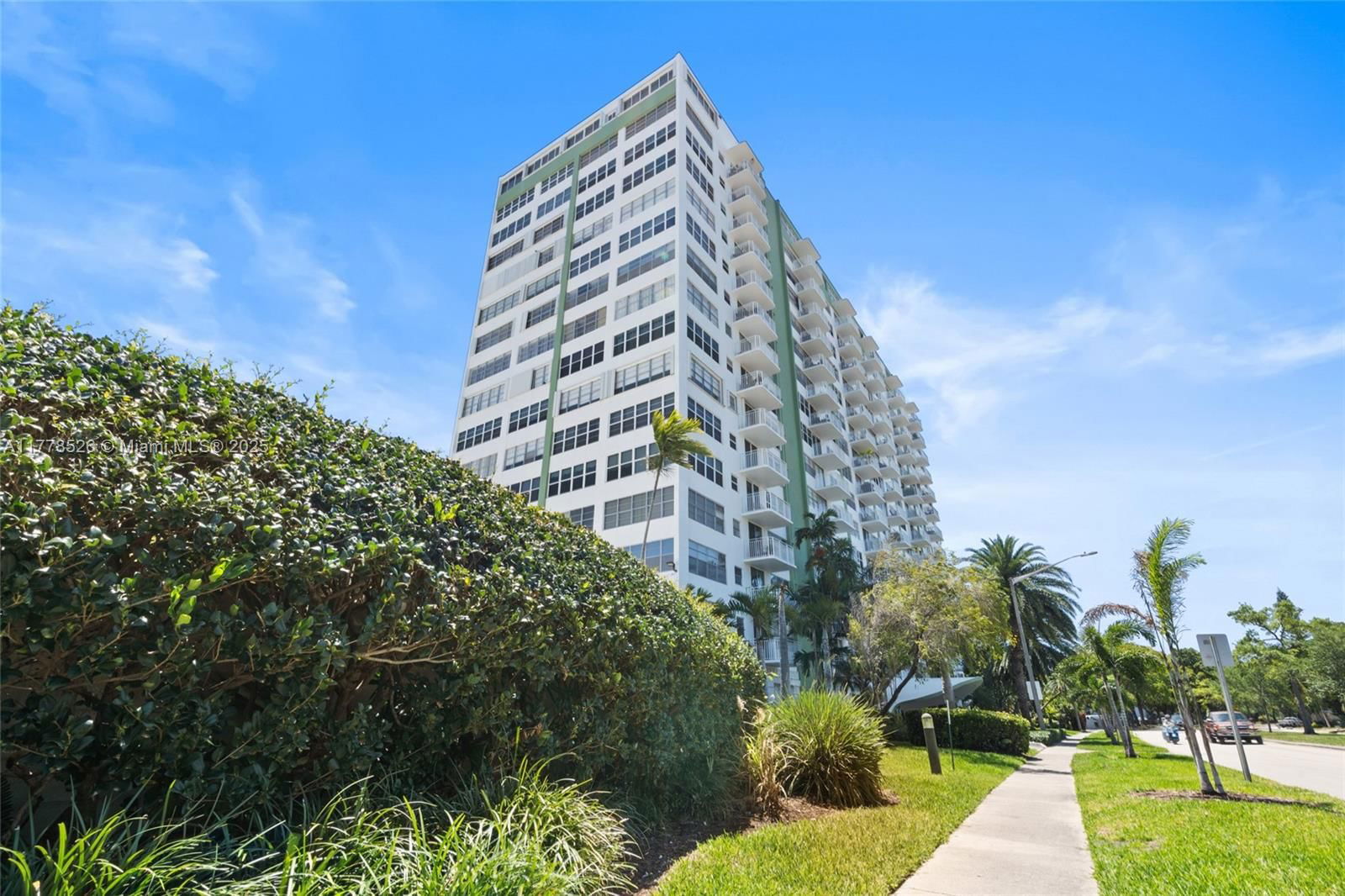 Real estate property located at 2100 Sans Souci Blvd A1509, Miami-dade, Bayview Towers Condo Sout, North Miami, FL