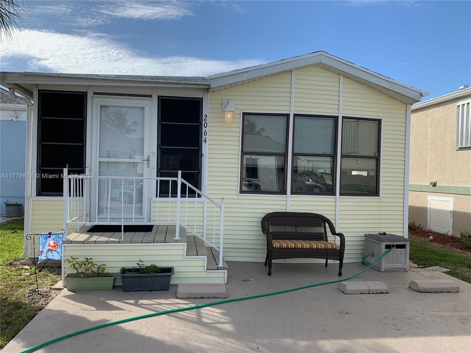 Real estate property located at 2064 Nettles Blvd, St Lucie, Outdoor Resorts At Nettle, Jensen Beach, FL