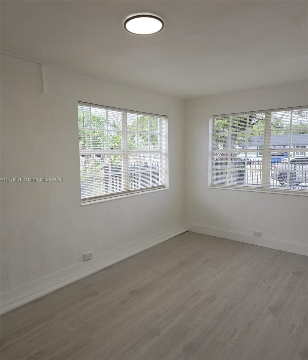 Real estate property located at 3242 87th Ter, Miami-dade, Broadmoor Manor, Miami, FL