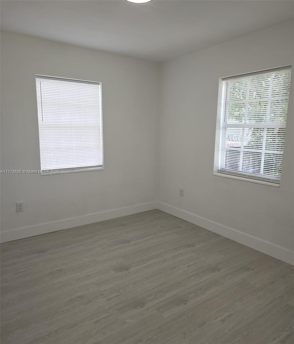 Real estate property located at 3242 87th Ter, Miami-dade, Broadmoor Manor, Miami, FL