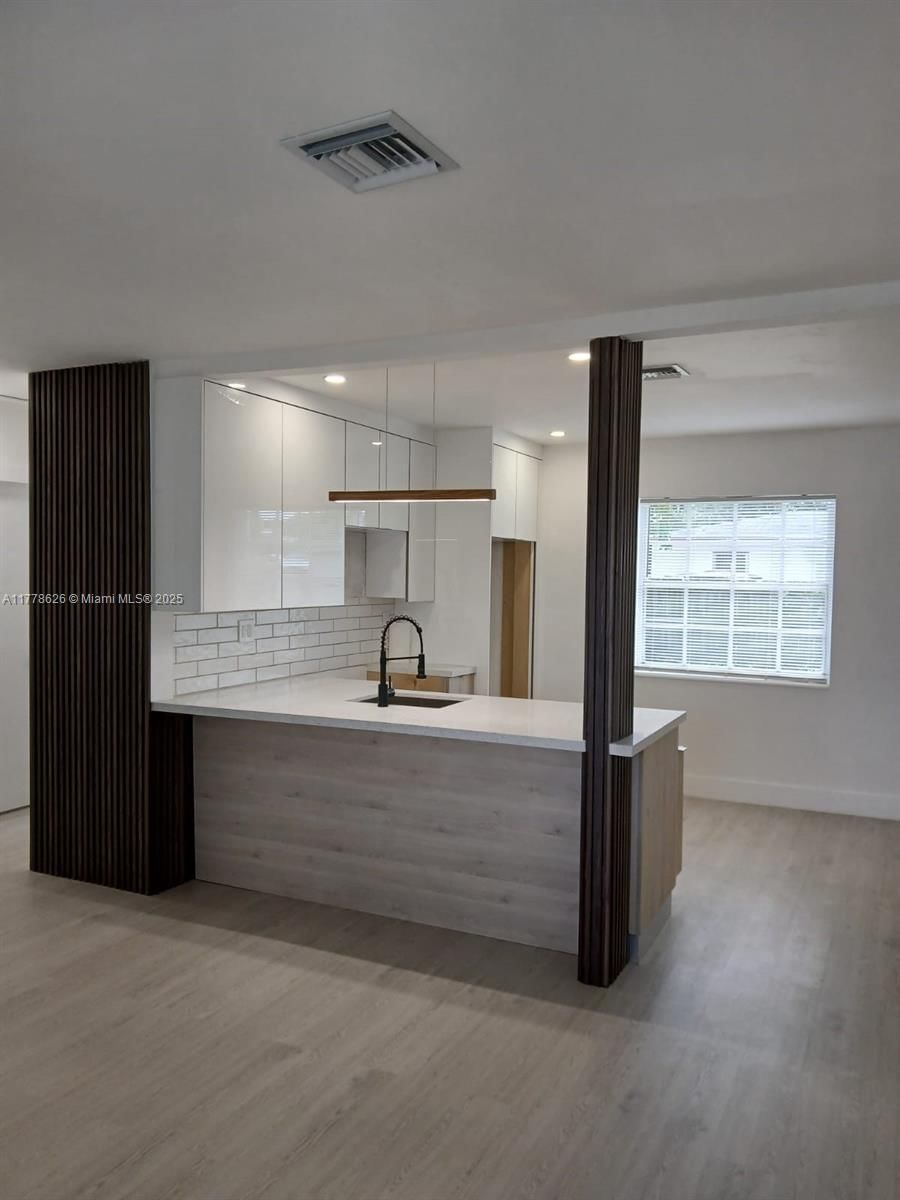 Real estate property located at 3242 87th Ter, Miami-dade, Broadmoor Manor, Miami, FL