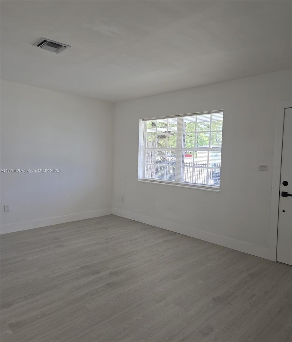 Real estate property located at 3242 87th Ter, Miami-dade, Broadmoor Manor, Miami, FL