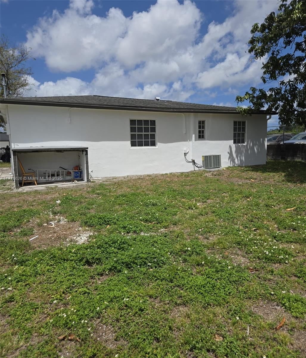 Real estate property located at 3242 87th Ter, Miami-dade, Broadmoor Manor, Miami, FL