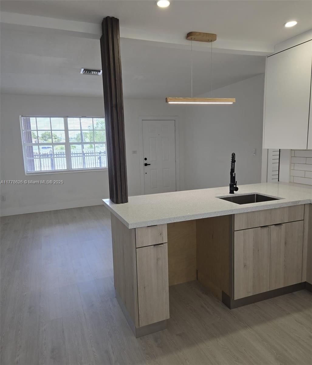 Real estate property located at 3242 87th Ter, Miami-dade, Broadmoor Manor, Miami, FL