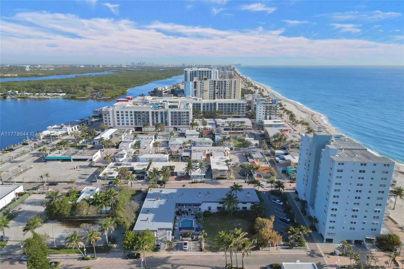 Real estate property located at 322 Taylor St #1D, Broward, President Co-op, Hollywood, FL