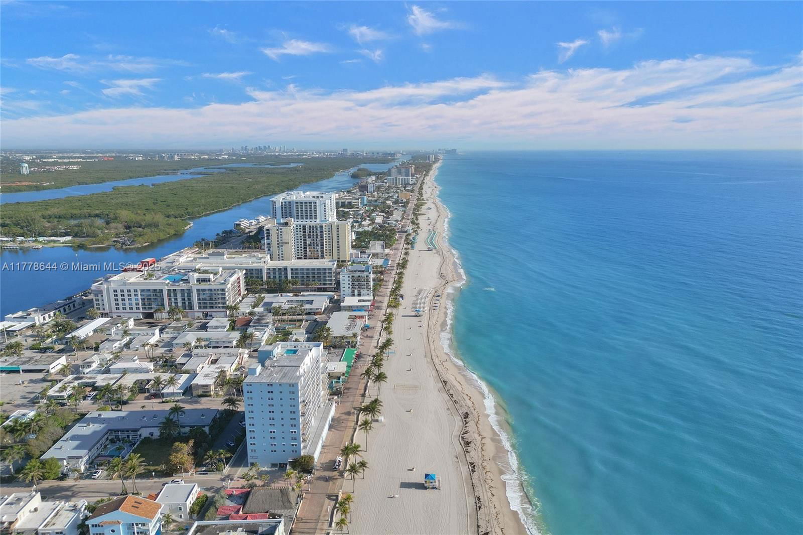Real estate property located at 322 Taylor St #1D, Broward, President Co-op, Hollywood, FL