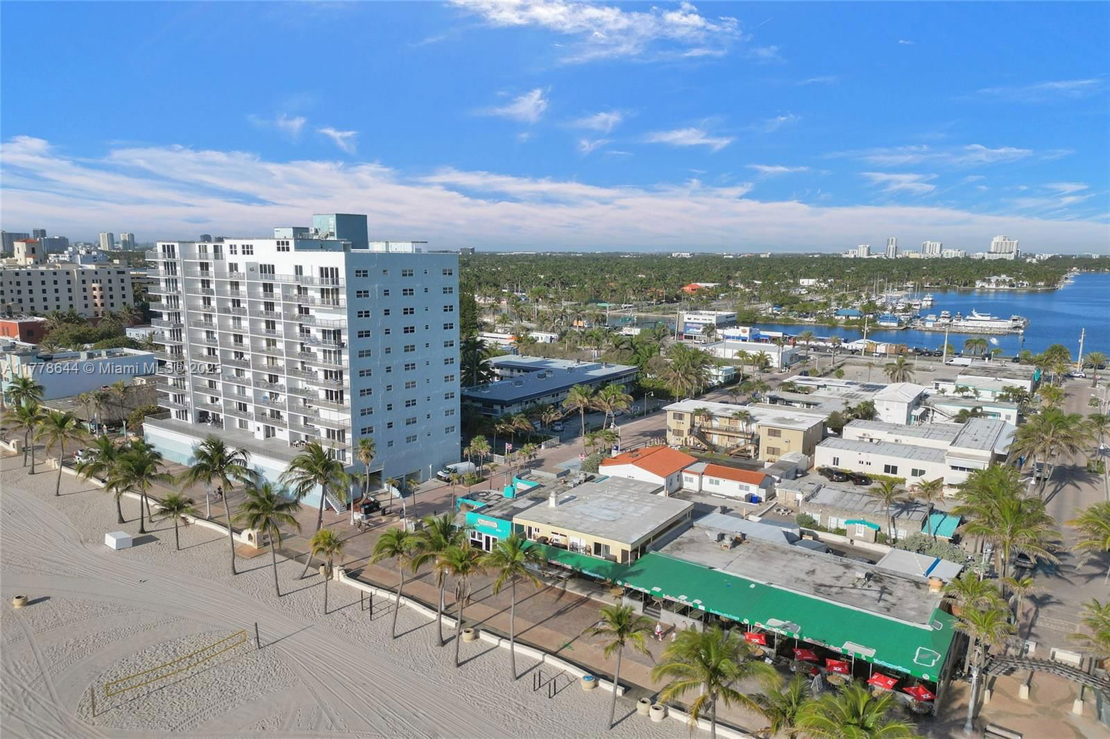 Real estate property located at 322 Taylor St #1D, Broward, President Co-op, Hollywood, FL