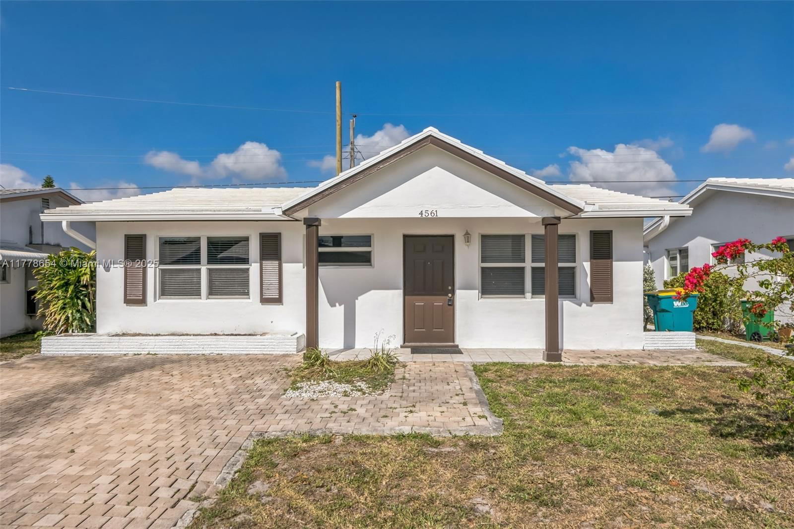 Real estate property located at 4561 16th Ter, Broward, Tamarac Lakes, Tamarac, FL
