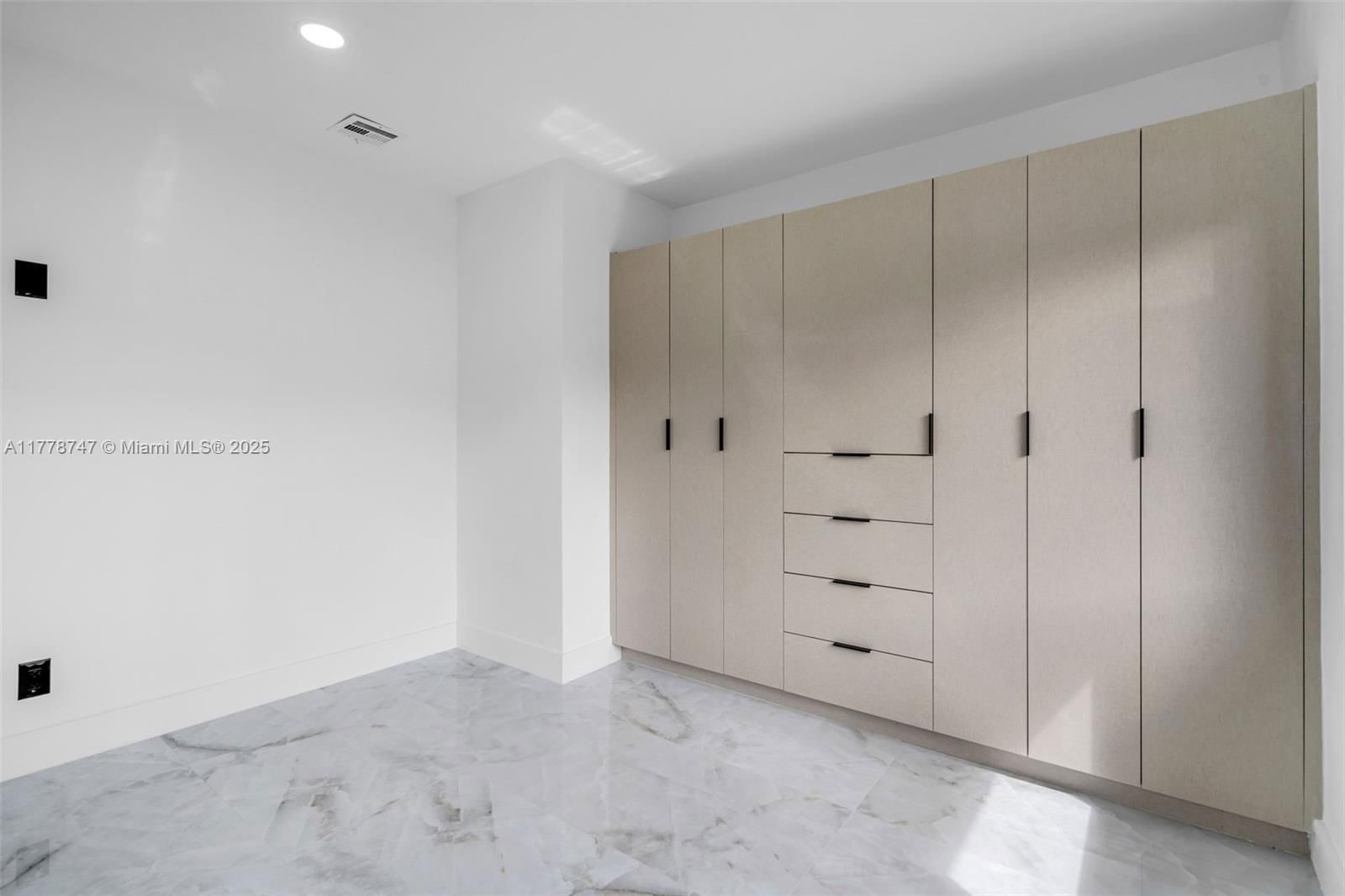 Real estate property located at 545 45th St, Miami-dade, Bay Vista Park Amd Pl, Miami, FL