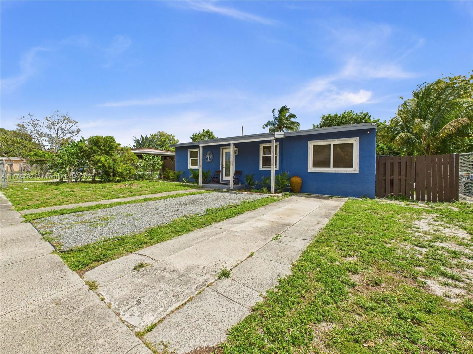 Real estate property located at 924 12th St, Broward, Lauderdale Manors Add-rev, Fort Lauderdale, FL