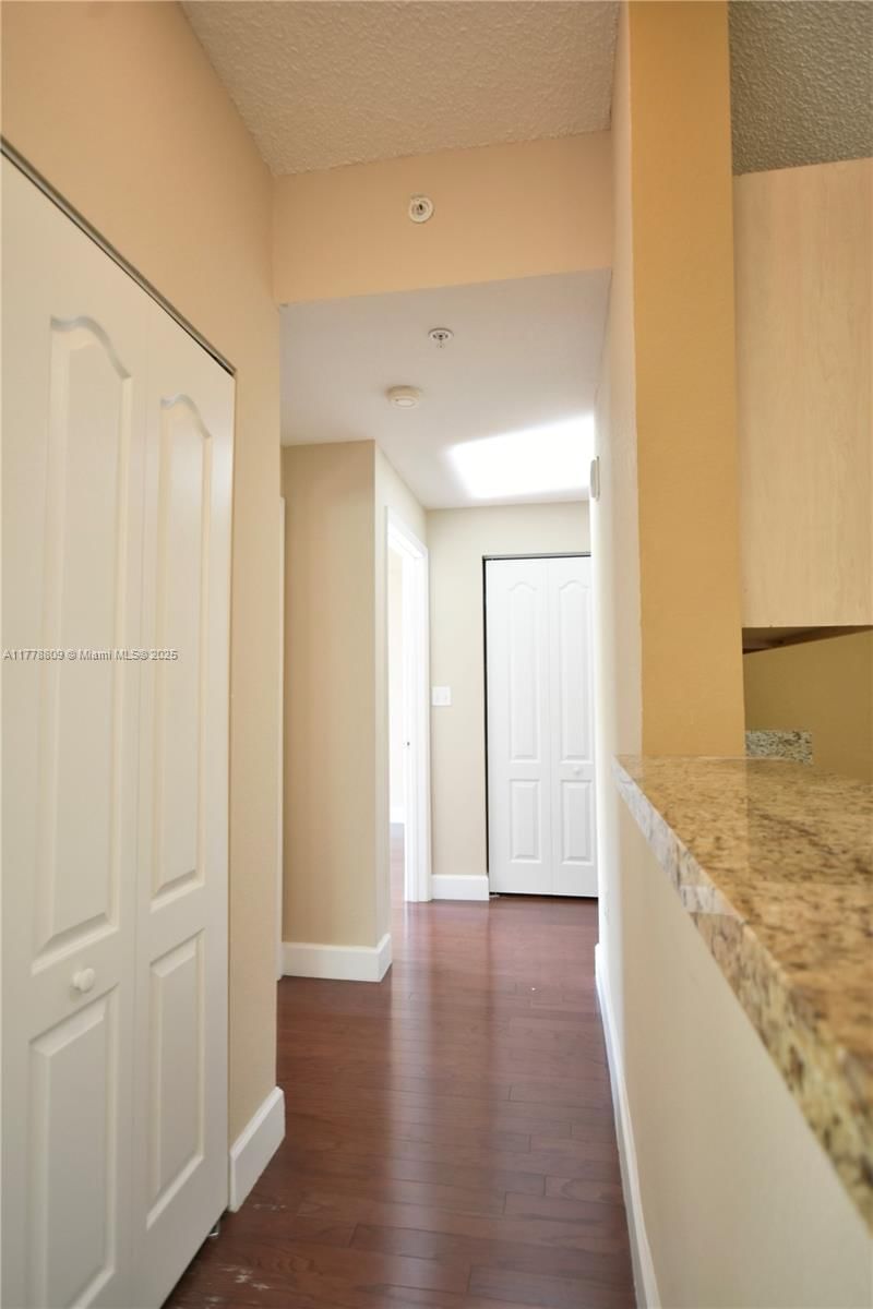 Real estate property located at 6001 70th St #429, Miami-dade, Valencia Condo, South Miami, FL