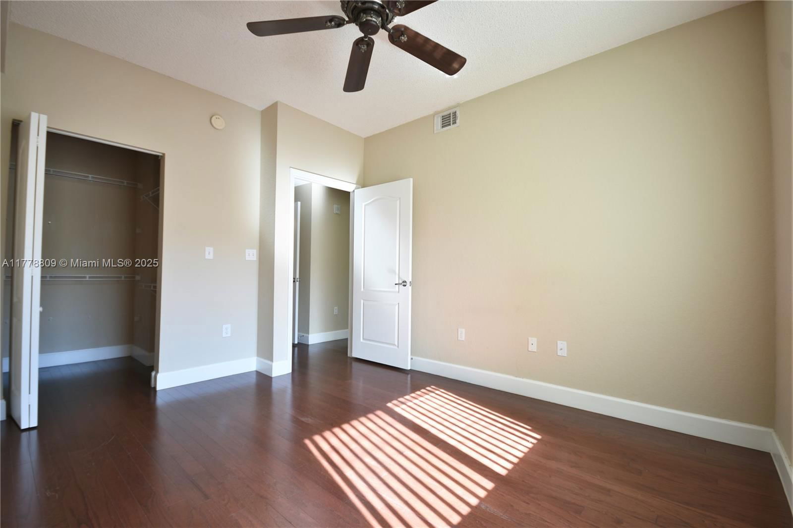 Real estate property located at 6001 70th St #429, Miami-dade, Valencia Condo, South Miami, FL