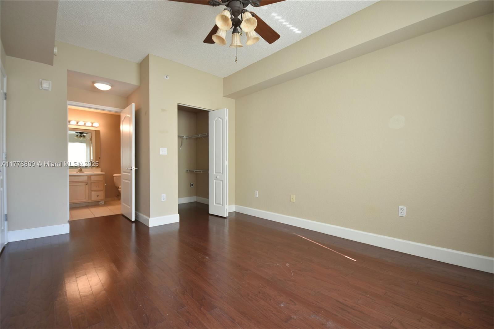 Real estate property located at 6001 70th St #429, Miami-dade, Valencia Condo, South Miami, FL