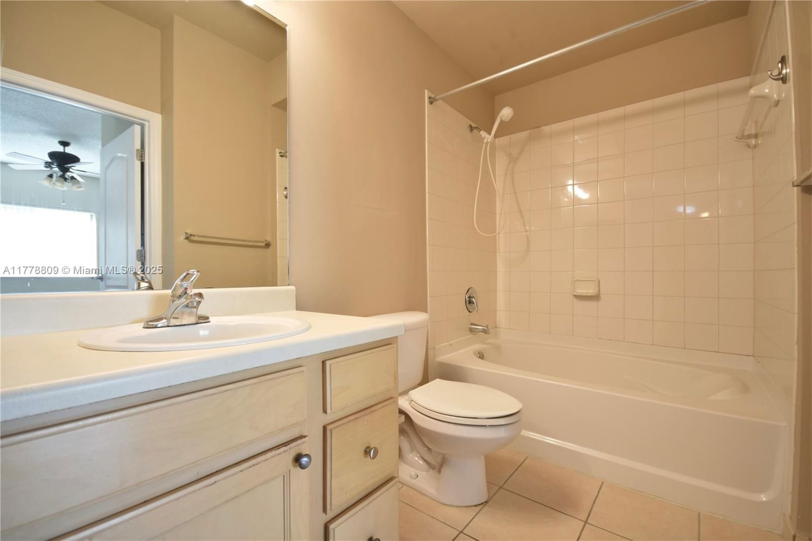 Real estate property located at 6001 70th St #429, Miami-dade, Valencia Condo, South Miami, FL