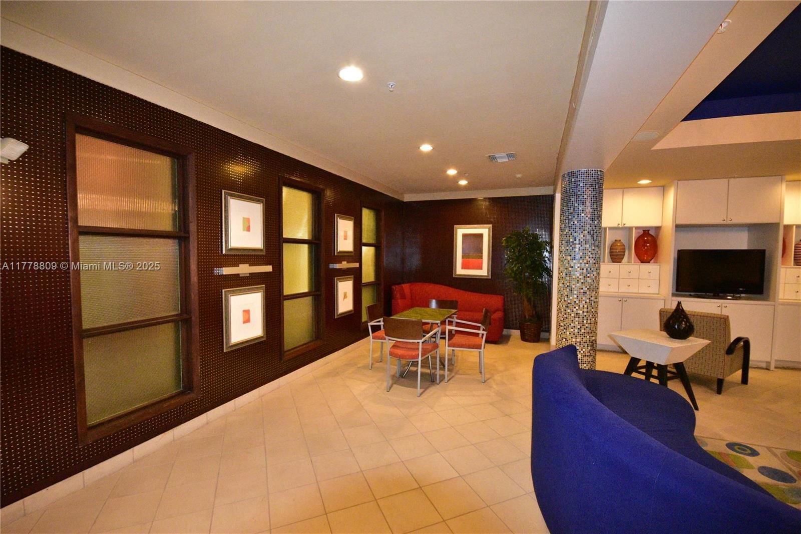 Real estate property located at 6001 70th St #429, Miami-dade, Valencia Condo, South Miami, FL