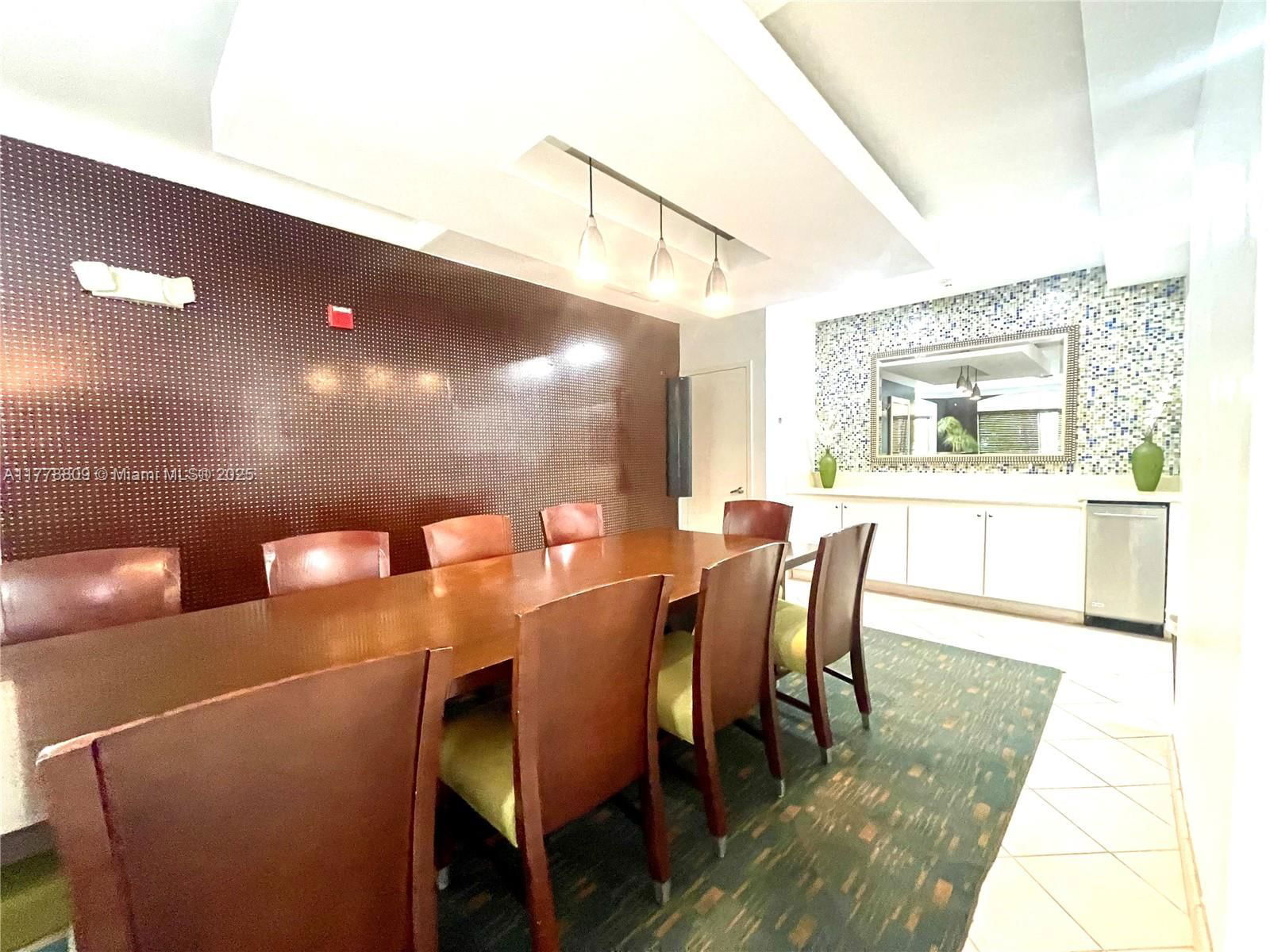 Real estate property located at 6001 70th St #429, Miami-dade, Valencia Condo, South Miami, FL