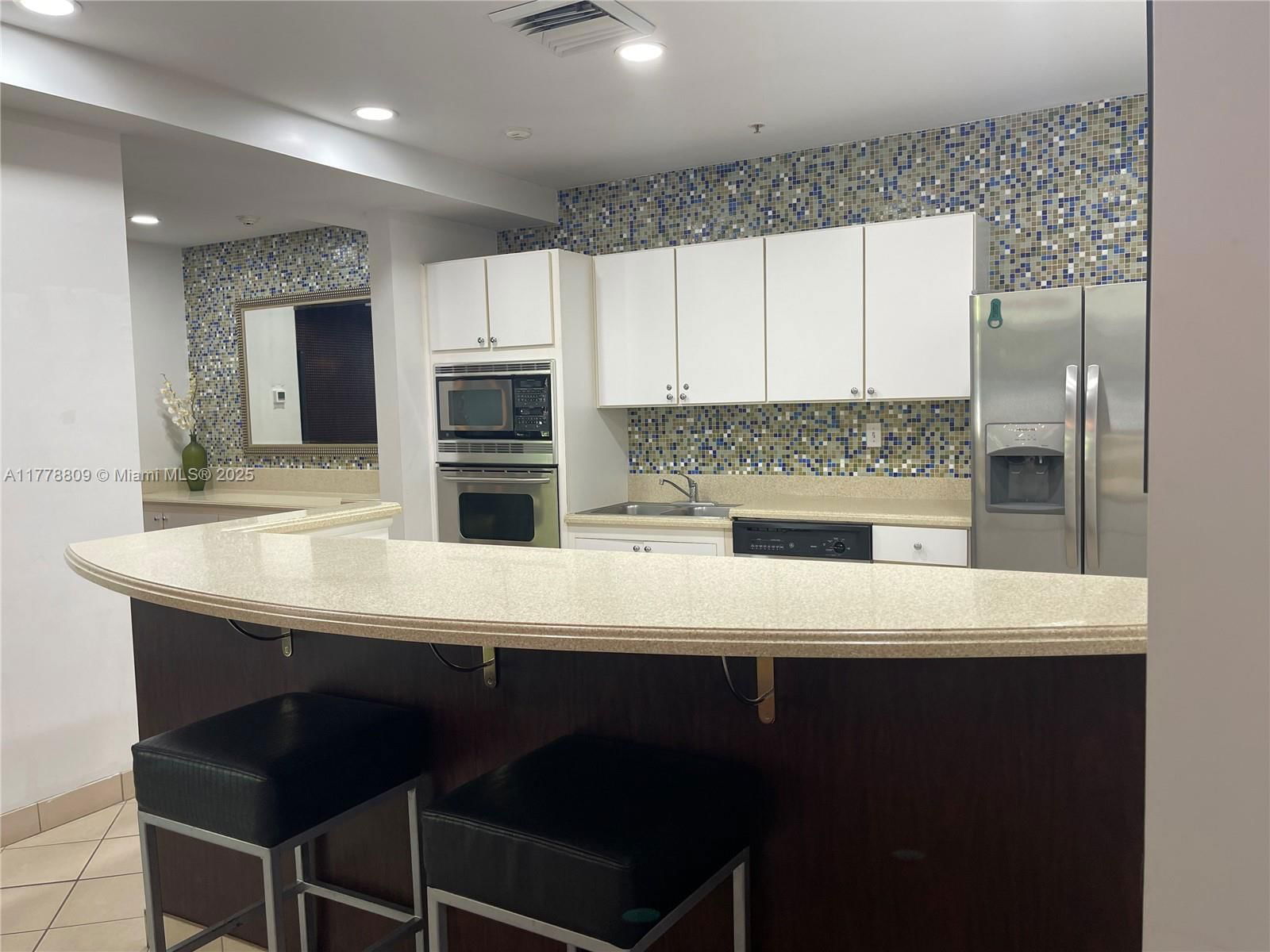 Real estate property located at 6001 70th St #429, Miami-dade, Valencia Condo, South Miami, FL