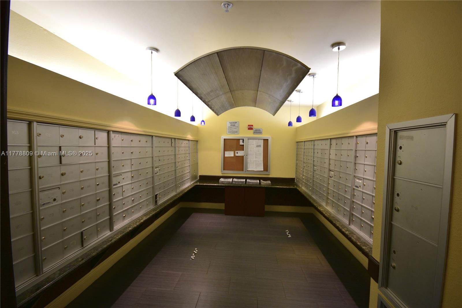 Real estate property located at 6001 70th St #429, Miami-dade, Valencia Condo, South Miami, FL
