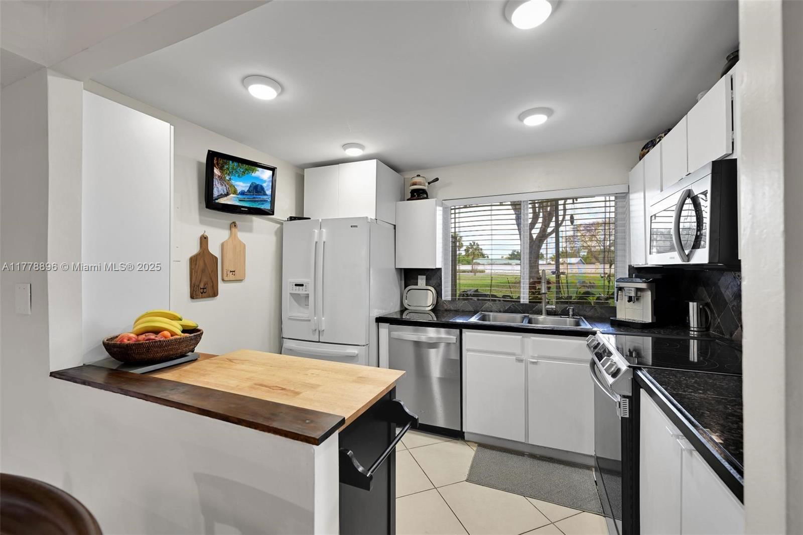 Real estate property located at 9101 Lime Bay Blvd #107, Broward, Lime Bay Condominium 6, Tamarac, FL