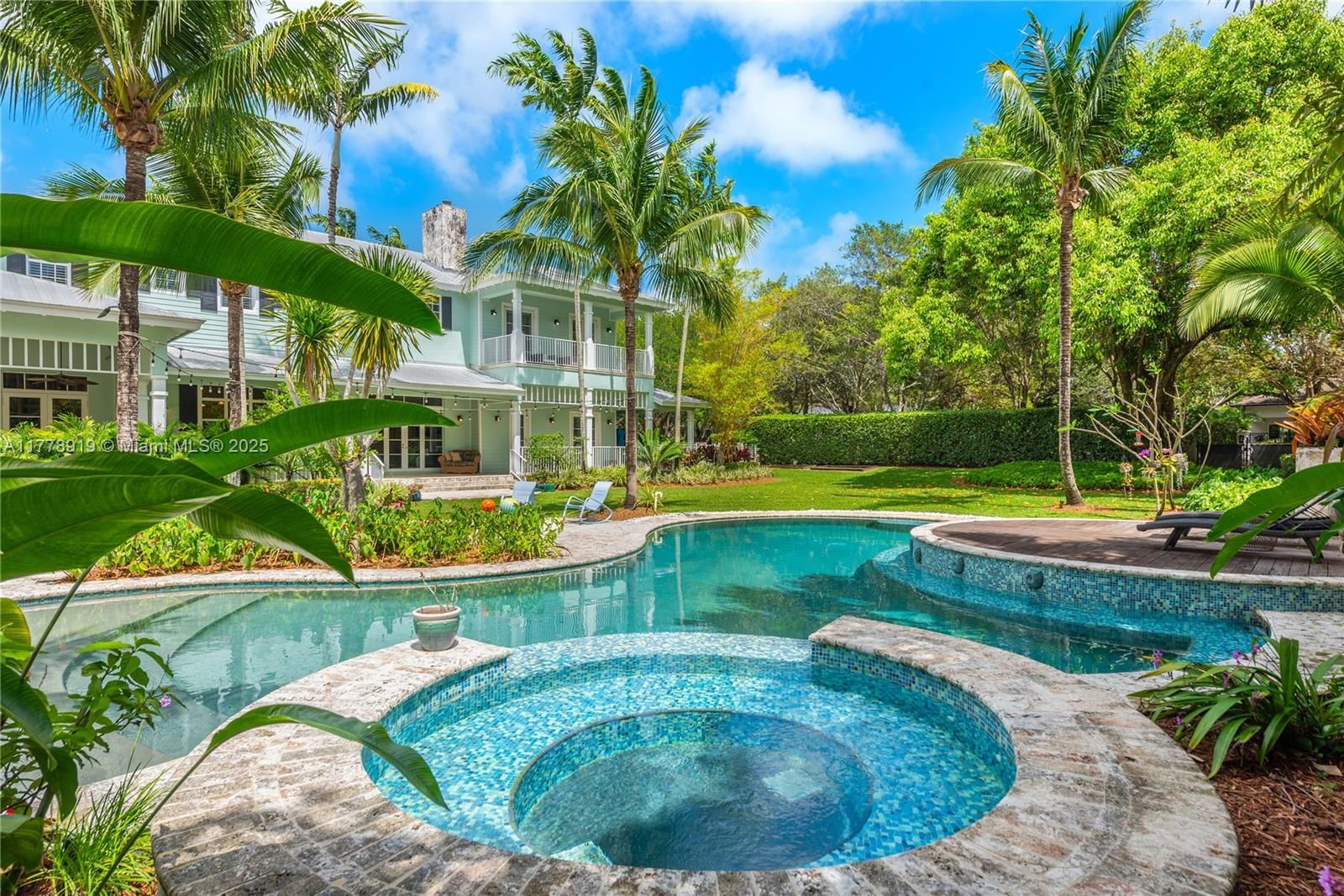 Real estate property located at 6900 115th St, Miami-dade, Oakridge Estates Sec 2, Pinecrest, FL