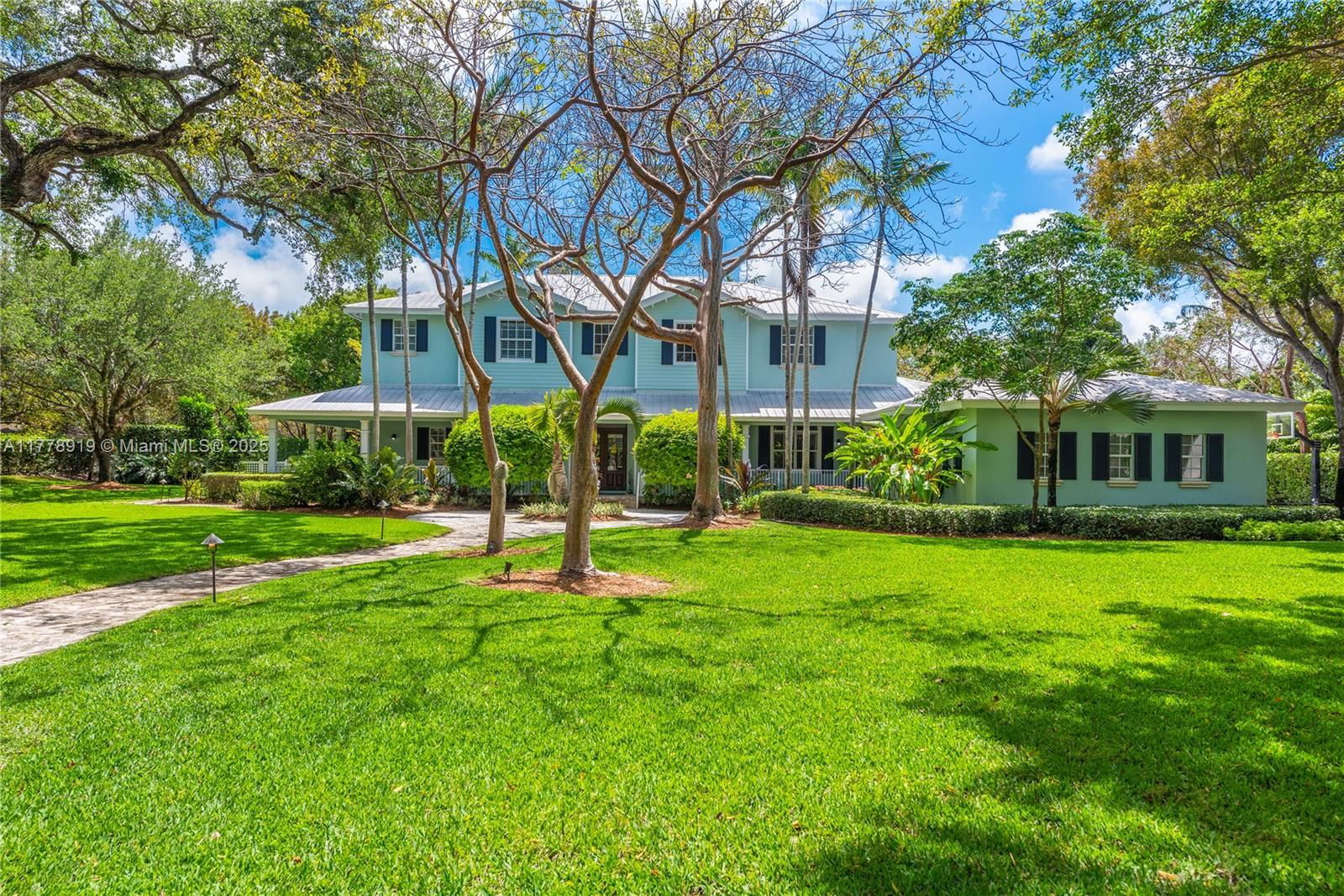 Real estate property located at 6900 115th St, Miami-dade, Oakridge Estates Sec 2, Pinecrest, FL