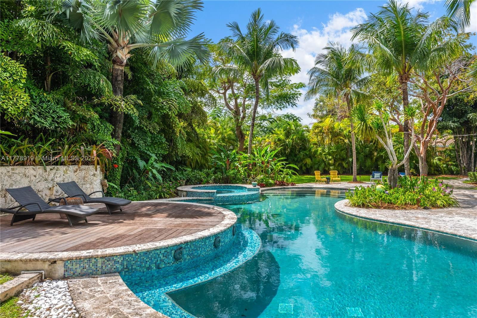 Real estate property located at 6900 115th St, Miami-dade, Oakridge Estates Sec 2, Pinecrest, FL