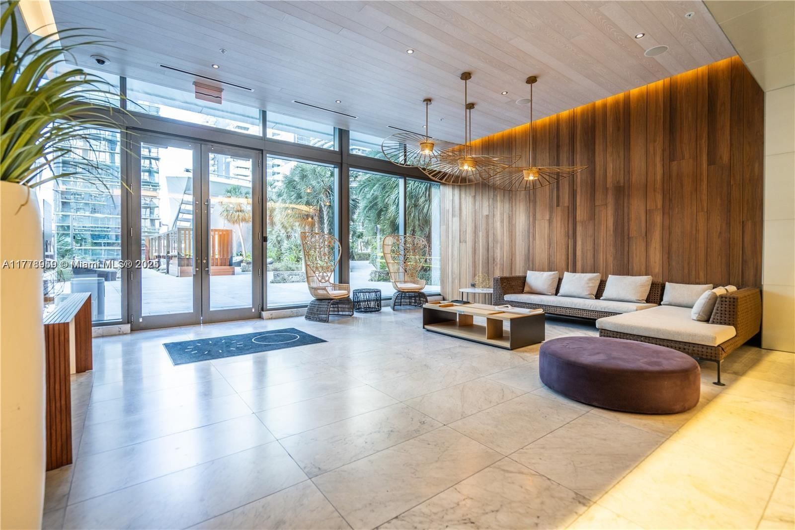 Real estate property located at 68 6th St #2501, Miami-dade, Reach Condo, Miami, FL