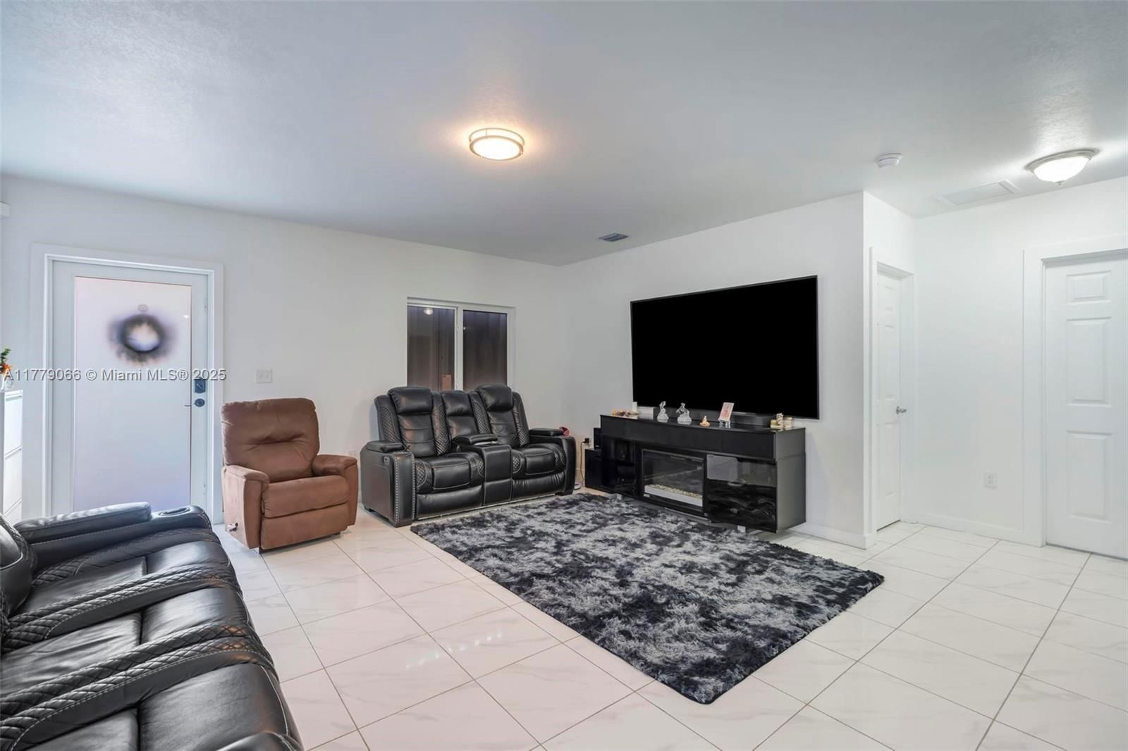 Real estate property located at 2326 56th St, Miami-dade, High Ridge Park, Miami, FL