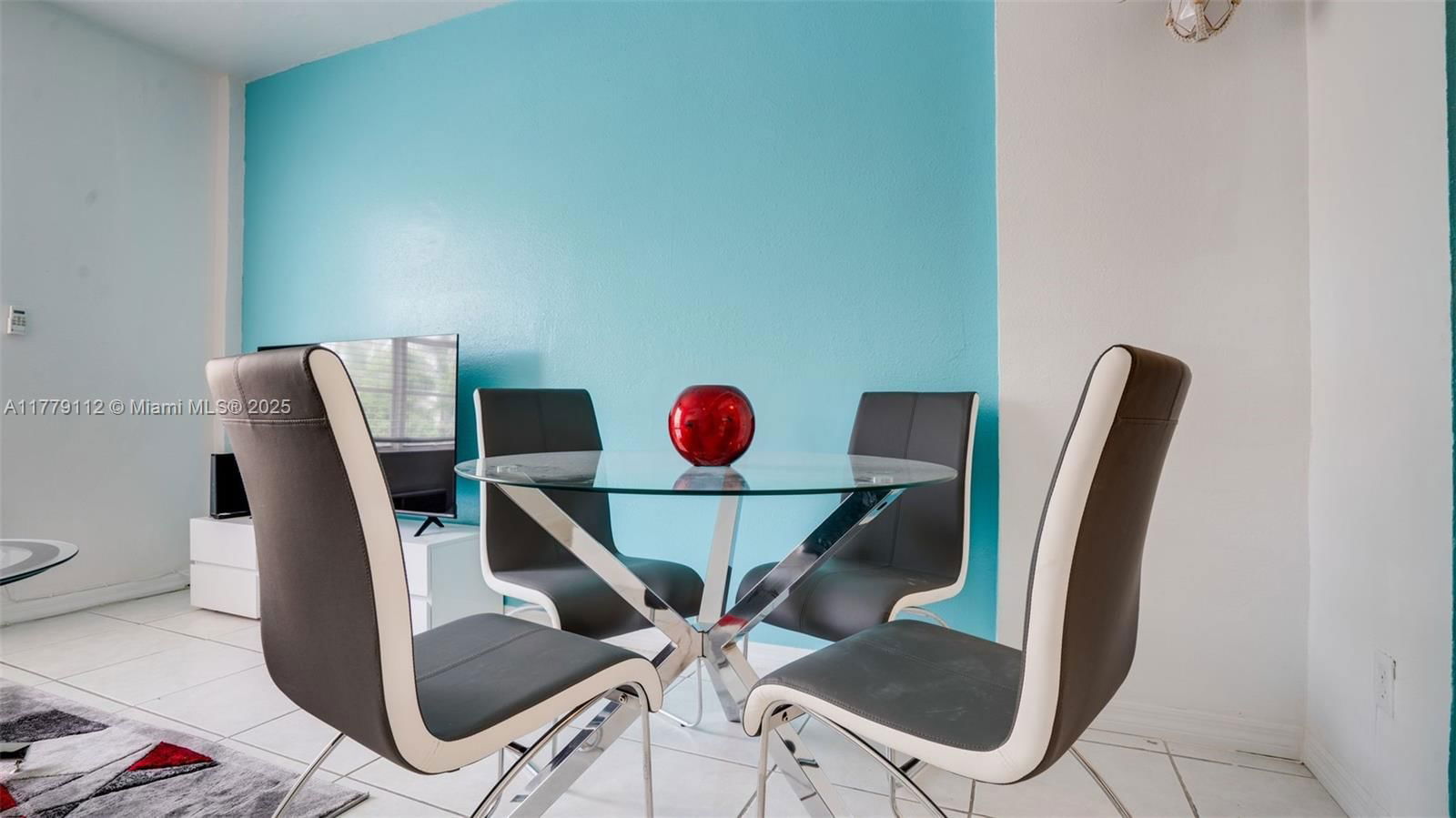 Real estate property located at 3030 Collins Ave #2F, Miami-dade, The Madison Condo, Miami Beach, FL