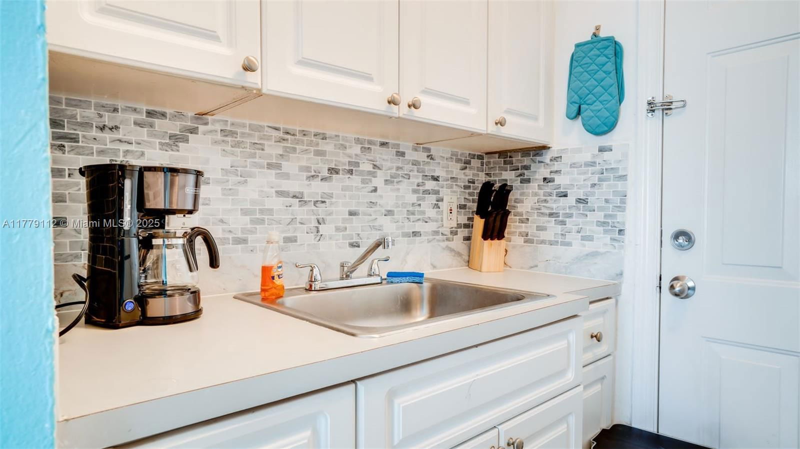 Real estate property located at 3030 Collins Ave #2F, Miami-dade, The Madison Condo, Miami Beach, FL