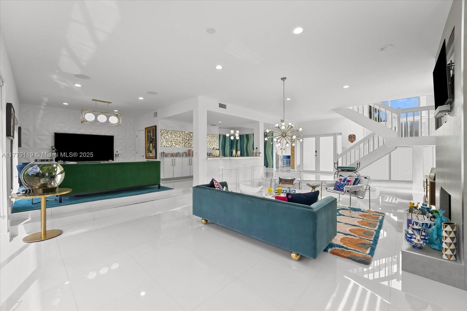 Real estate property located at 22818 El Dorado Dr, Palm Beach, El Dorado Court, Boca Raton, FL