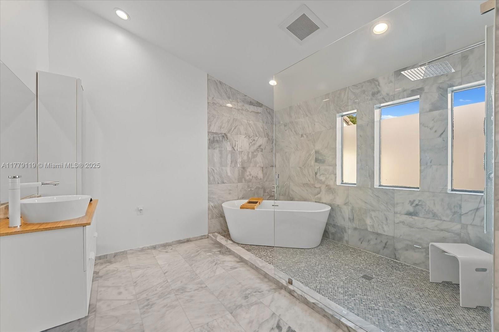 Real estate property located at 22818 El Dorado Dr, Palm Beach, El Dorado Court, Boca Raton, FL