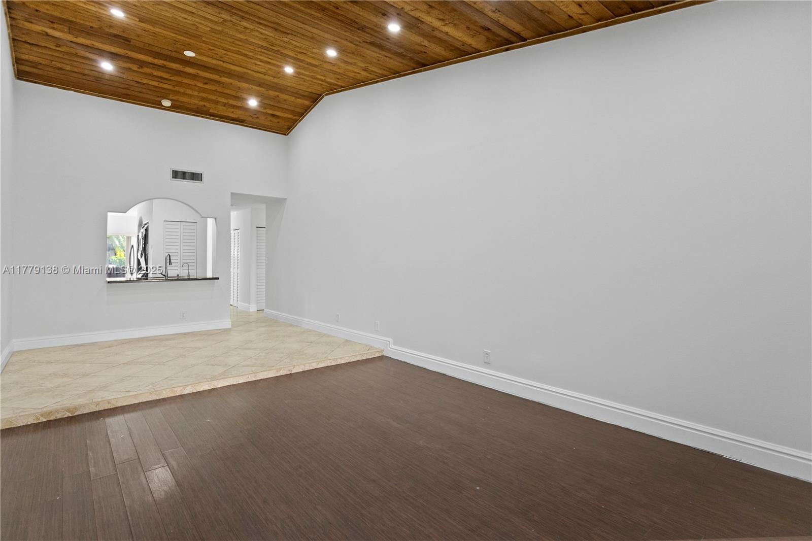 Real estate property located at 8336 37th Pl #8336, Broward, Mapleleaf Patio Villas At, Sunrise, FL