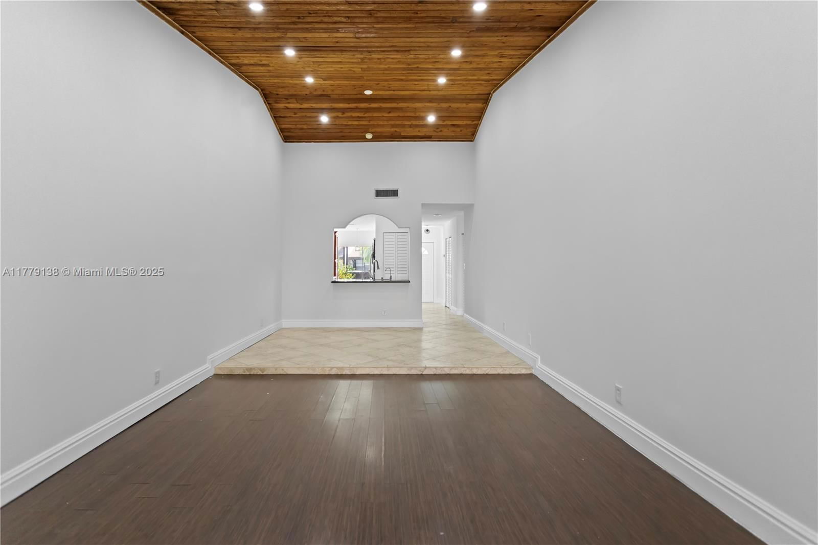 Real estate property located at 8336 37th Pl #8336, Broward, Mapleleaf Patio Villas At, Sunrise, FL